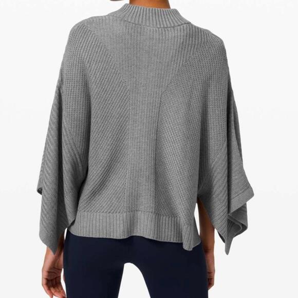 Gray Knit Zip-Up Poncho‎ Cape Women Lululemon softer still wrap M/L gray EUC - Picture 6 of 11